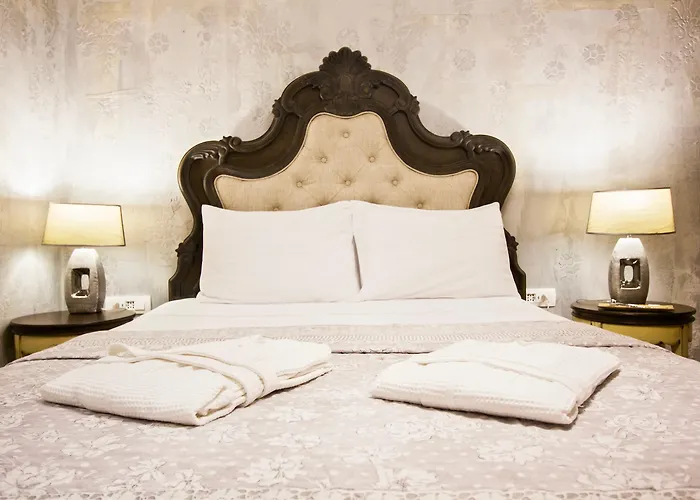 Plaza Marchi Old Town - Mag Quaint & Elegant Boutique Hotels