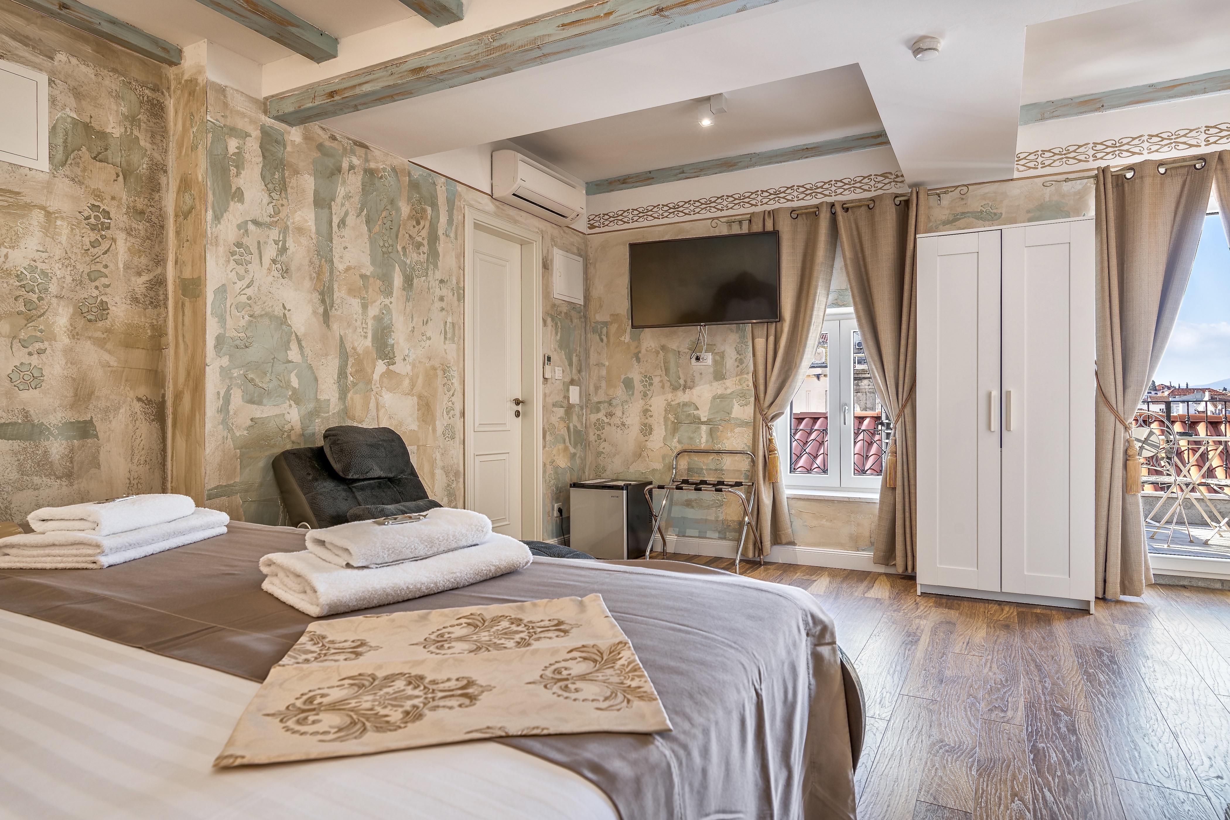 Plaza Marchi Old Town Hotel Split