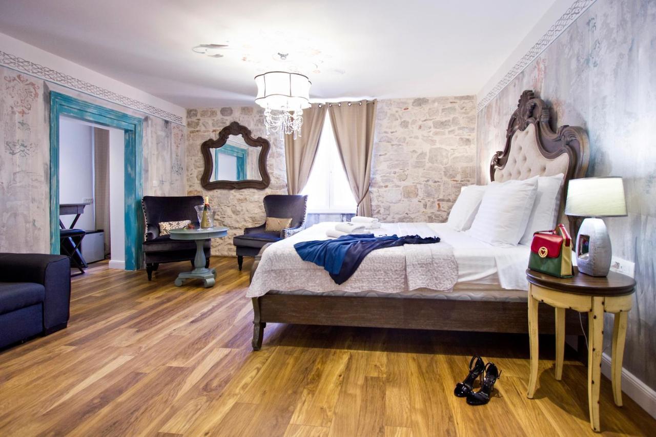 Plaza Marchi Old Town Hotel 4*